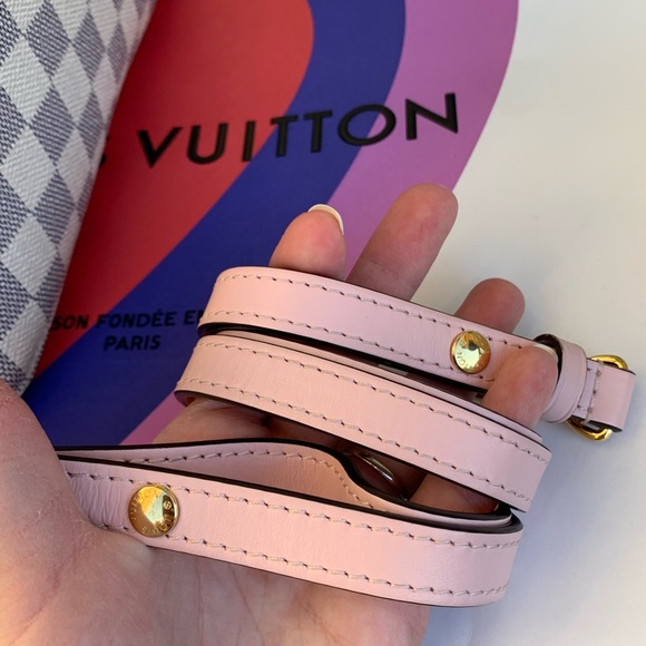 Sold Louis Vuitton Azur NeoNoe Rose Ballerine - Picture 16 of 16